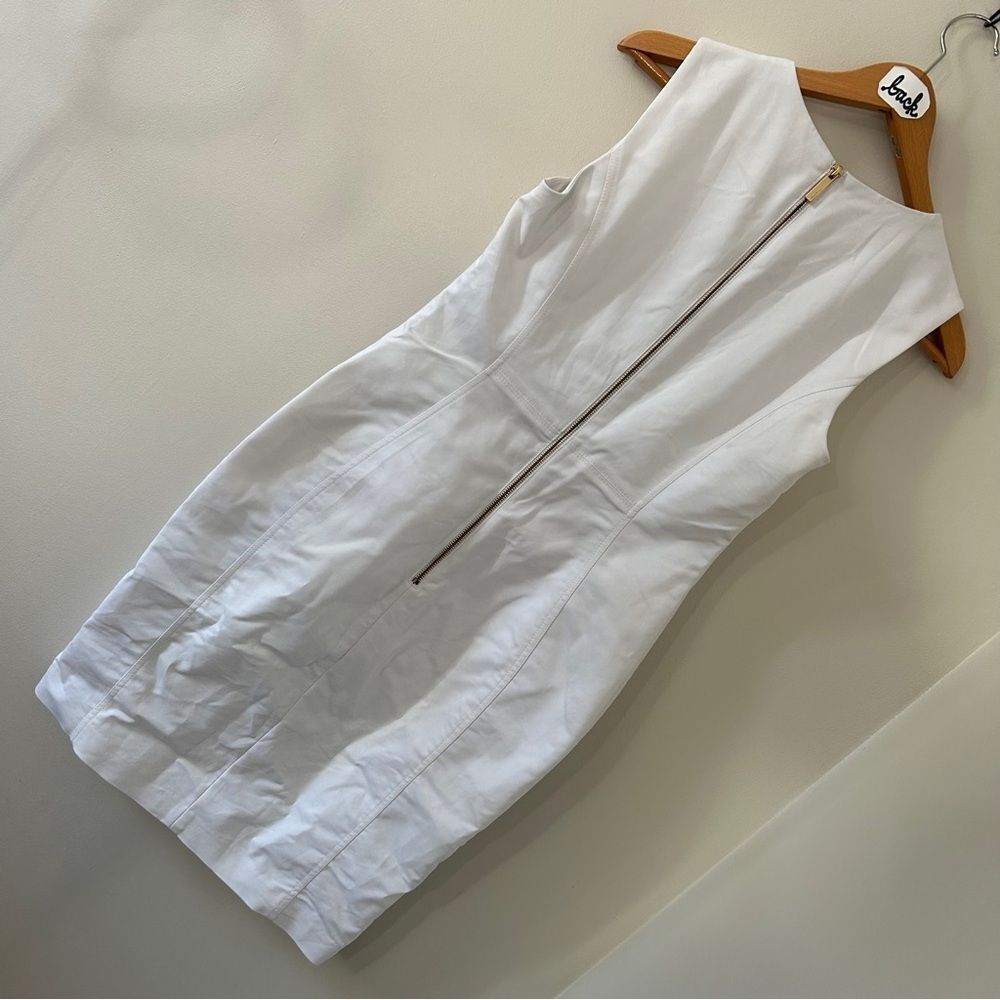 Calvin Klein White Stretchy Fitted Cocktail Dress Gold Zipper Women's 8 - Picture 7 of 8